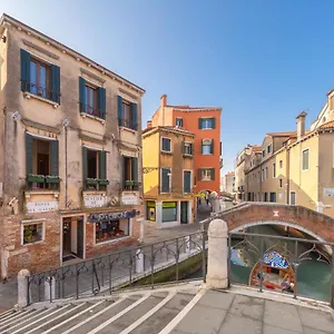 ** Pensión Casanova Ai Tolentini Italia